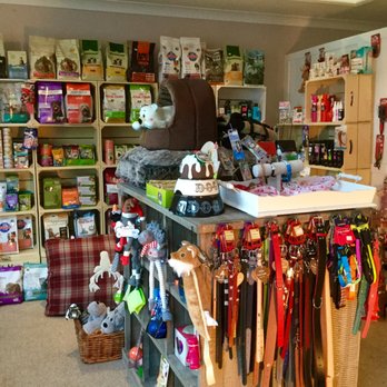 Pet Accessories Shops